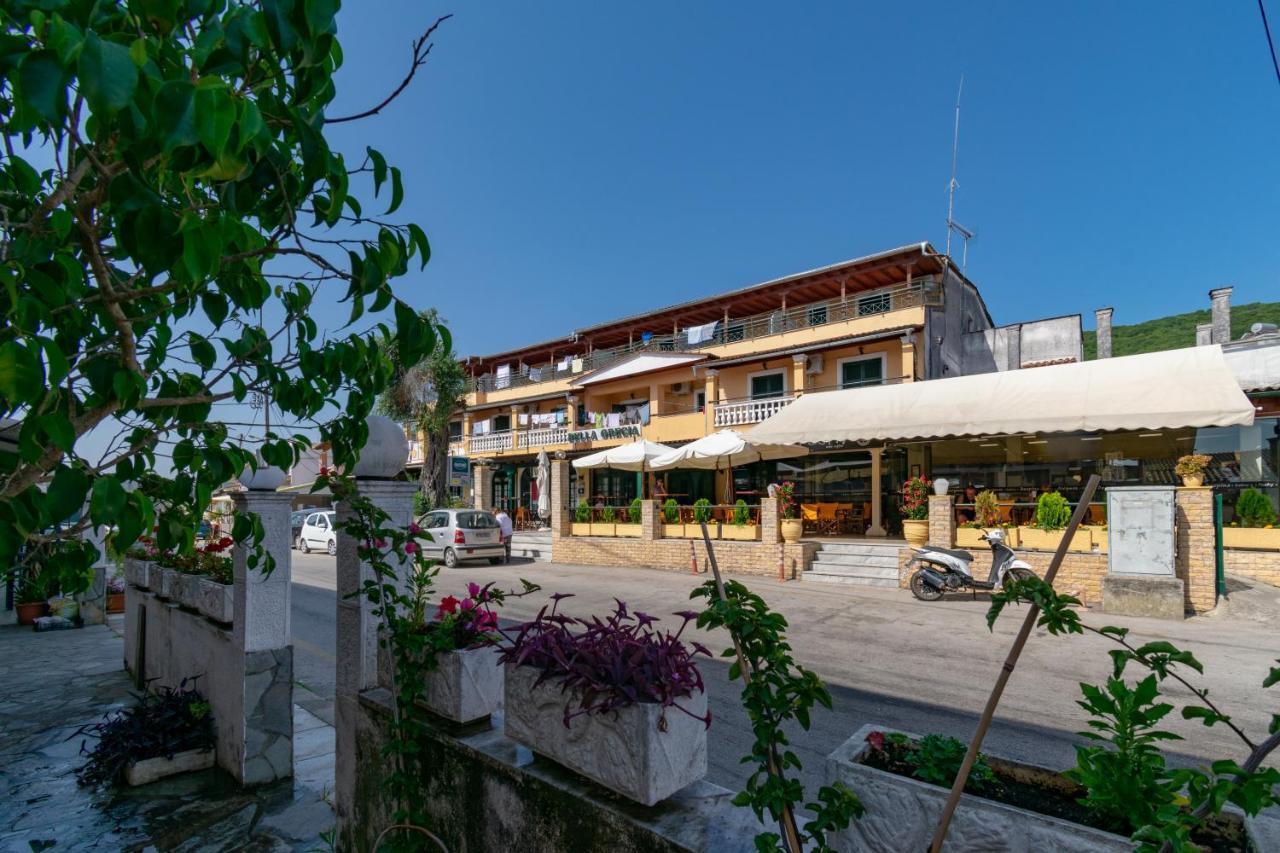 Bella Grecia Studios And Apartments By Hotelius Мораїтика Екстер'єр фото