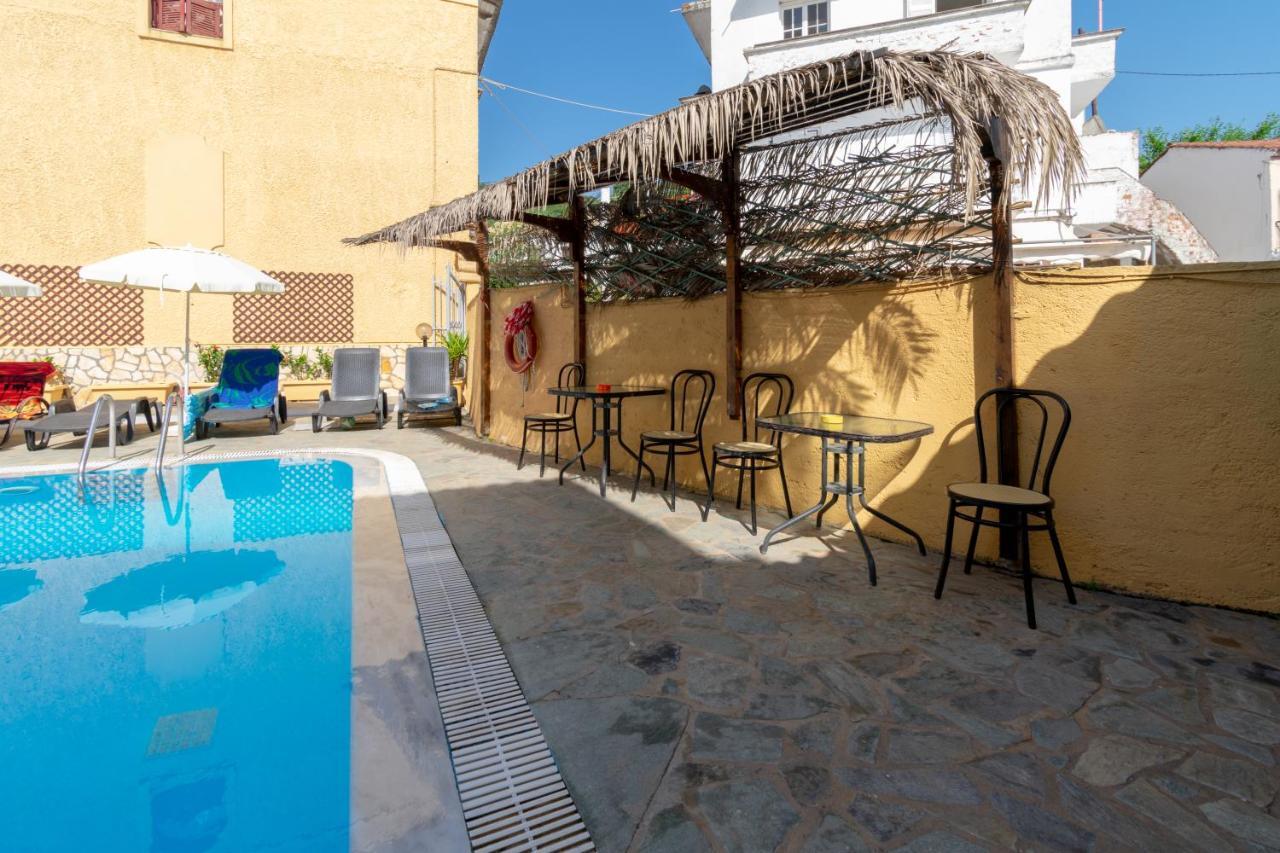 Bella Grecia Studios And Apartments By Hotelius Мораїтика Екстер'єр фото